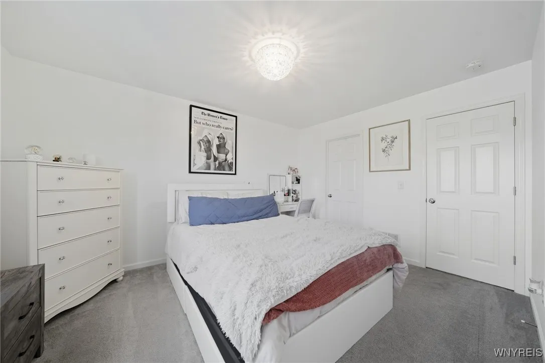 602 Carriage Lane, West Seneca, New York 14224, West Seneca, New York 14224, 2 Bedrooms Bedrooms, 9 Rooms Rooms,2 BathroomsBathrooms,Residential,For Sale,602 Carriage Lane, West Seneca, New York 14224,0,B1648352