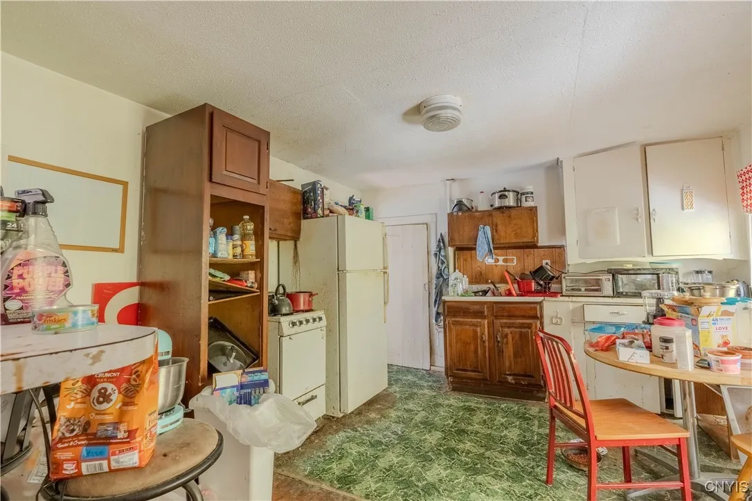132 William Street, Watertown City, New York 13601, Watertown City, New York 13601, 5 Bedrooms Bedrooms, ,3 BathroomsBathrooms,Residential,For Sale,132 William Street, Watertown City, New York 13601,0,S1645195