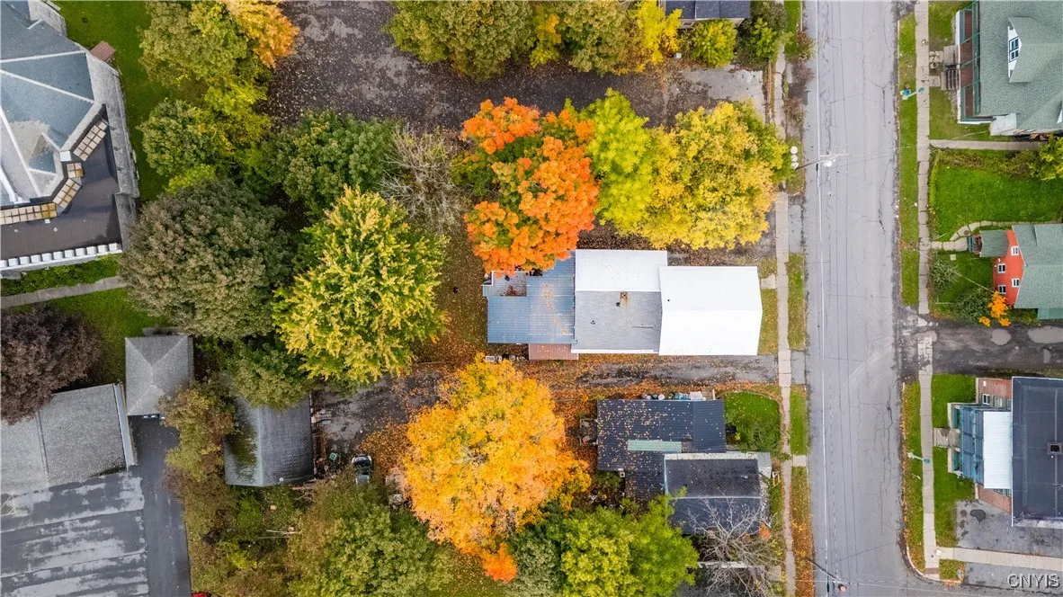 132 William Street, Watertown City, New York 13601, Watertown City, New York 13601, 5 Bedrooms Bedrooms, ,3 BathroomsBathrooms,Residential,For Sale,132 William Street, Watertown City, New York 13601,0,S1645195