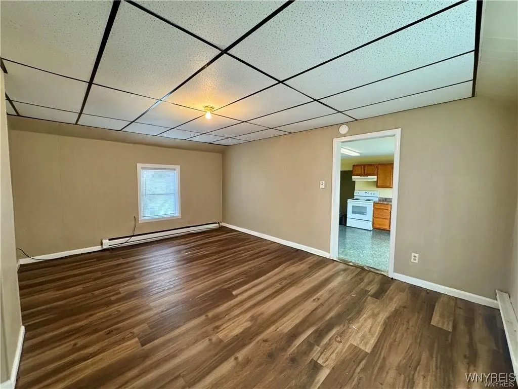 341 South Upper Front Avenue 3, Shelby, New York 1, Shelby, New York 14103, 1 Bedroom Bedrooms, 3 Rooms Rooms,1 BathroomBathrooms,Residential Lease,For Rent,341 South Upper Front Avenue 3, Shelby, New York 1,0,B1647873