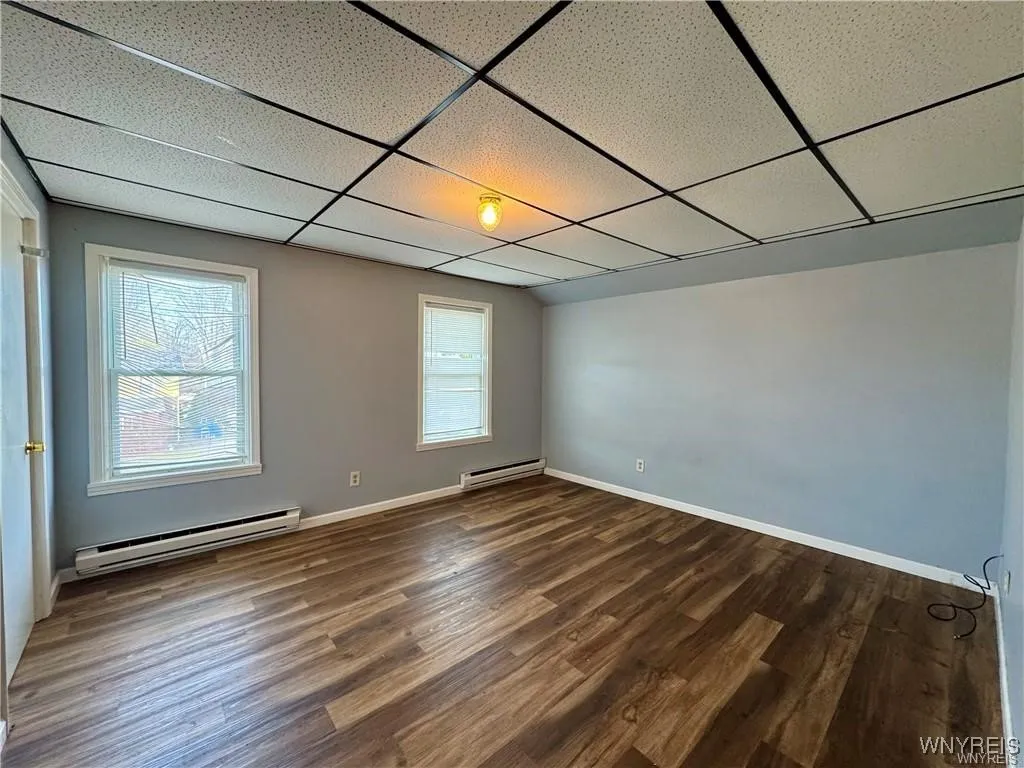 341 South Upper Front Avenue 3, Shelby, New York 1, Shelby, New York 14103, 1 Bedroom Bedrooms, 3 Rooms Rooms,1 BathroomBathrooms,Residential Lease,For Rent,341 South Upper Front Avenue 3, Shelby, New York 1,0,B1647873