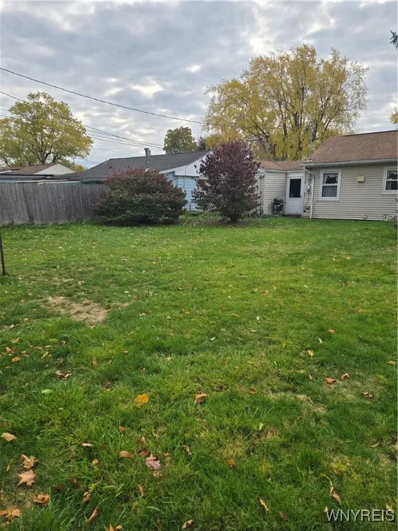 29 Lee Street, Cheektowaga, New York 14043, Cheektowaga, New York 14043, 3 Bedrooms Bedrooms, 5 Rooms Rooms,1 BathroomBathrooms,Residential,For Sale,29 Lee Street, Cheektowaga, New York 14043,0,B1646326