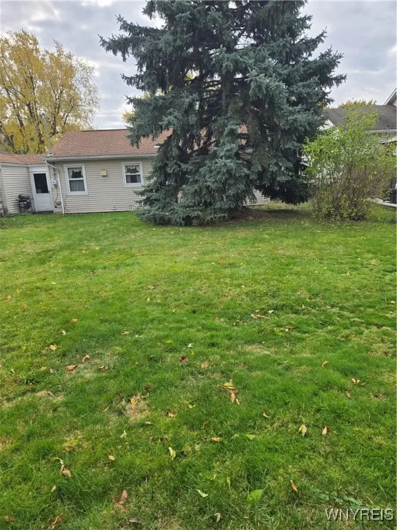 29 Lee Street, Cheektowaga, New York 14043, Cheektowaga, New York 14043, 3 Bedrooms Bedrooms, 5 Rooms Rooms,1 BathroomBathrooms,Residential,For Sale,29 Lee Street, Cheektowaga, New York 14043,0,B1646326