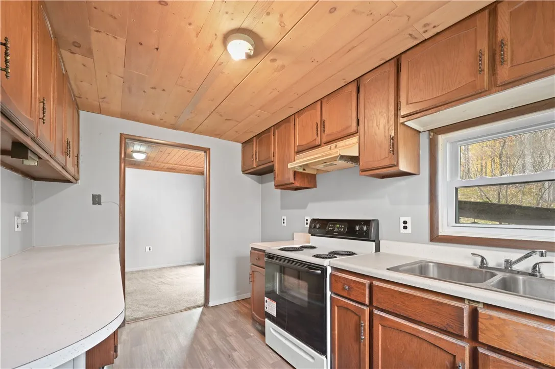 419 Algerine Street, Afton, New York 13730, Afton, New York 13730, 2 Bedrooms Bedrooms, 5 Rooms Rooms,1 BathroomBathrooms,Residential,For Sale,419 Algerine Street, Afton, New York 13730,0,R1646759