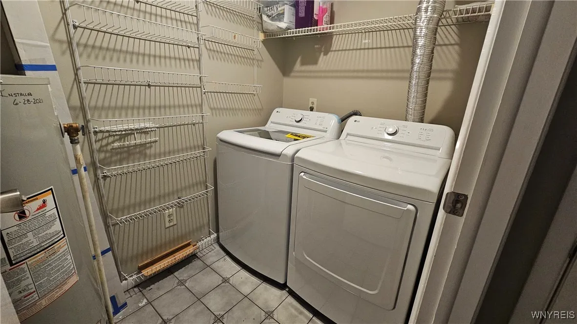 Laundry room/ Utility Room