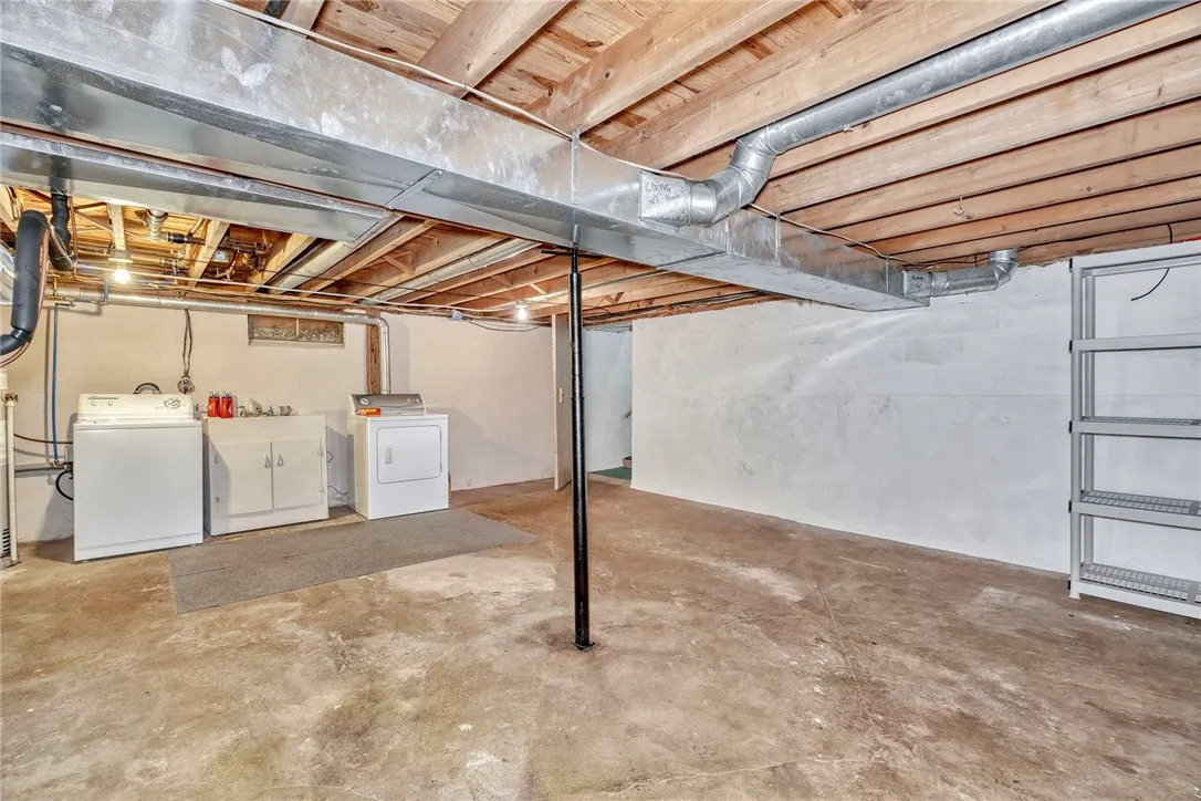 45 Meadowbrook Drive, Albion, New York 14411, Albion, New York 14411, 3 Bedrooms Bedrooms, 7 Rooms Rooms,1 BathroomBathrooms,Residential,For Sale,45 Meadowbrook Drive, Albion, New York 14411,0,R1646320