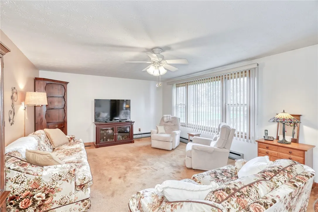 45 Meadowbrook Drive, Albion, New York 14411, Albion, New York 14411, 3 Bedrooms Bedrooms, 7 Rooms Rooms,1 BathroomBathrooms,Residential,For Sale,45 Meadowbrook Drive, Albion, New York 14411,0,R1646320