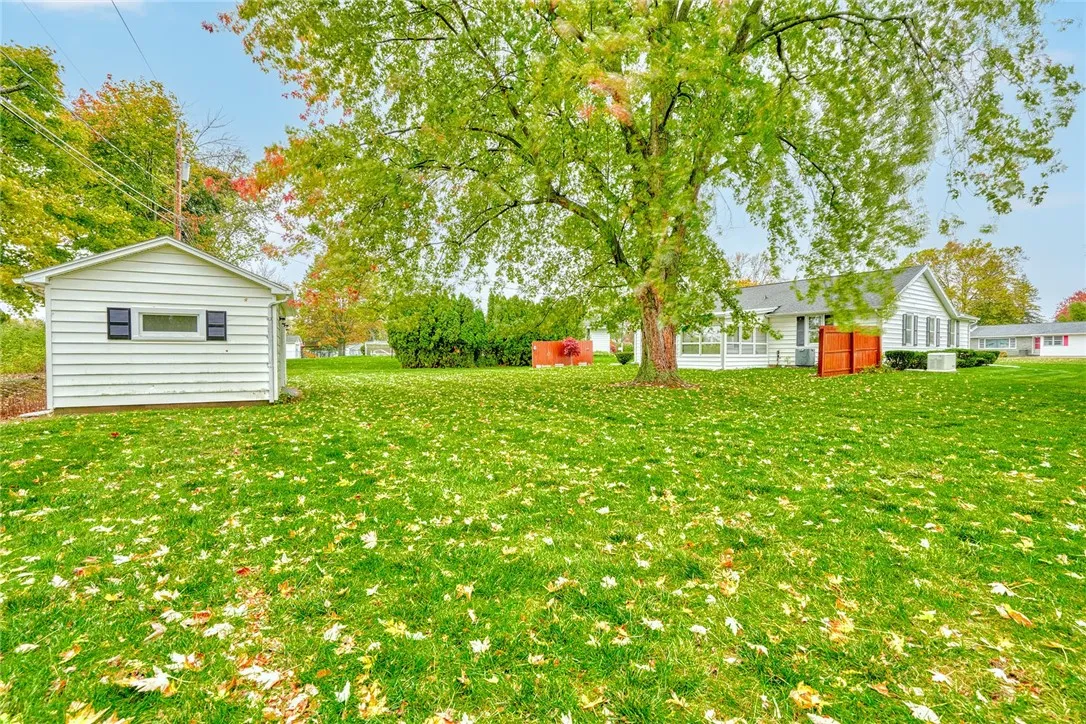 45 Meadowbrook Drive, Albion, New York 14411, Albion, New York 14411, 3 Bedrooms Bedrooms, 7 Rooms Rooms,1 BathroomBathrooms,Residential,For Sale,45 Meadowbrook Drive, Albion, New York 14411,0,R1646320