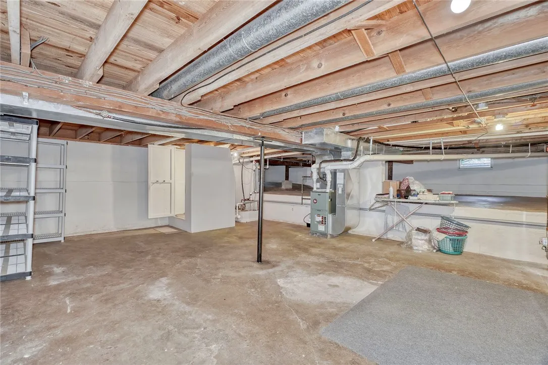 45 Meadowbrook Drive, Albion, New York 14411, Albion, New York 14411, 3 Bedrooms Bedrooms, 7 Rooms Rooms,1 BathroomBathrooms,Residential,For Sale,45 Meadowbrook Drive, Albion, New York 14411,0,R1646320