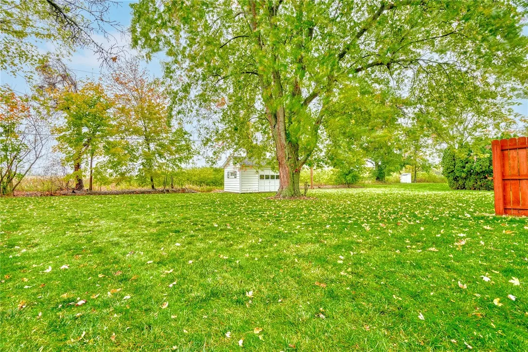 45 Meadowbrook Drive, Albion, New York 14411, Albion, New York 14411, 3 Bedrooms Bedrooms, 7 Rooms Rooms,1 BathroomBathrooms,Residential,For Sale,45 Meadowbrook Drive, Albion, New York 14411,0,R1646320