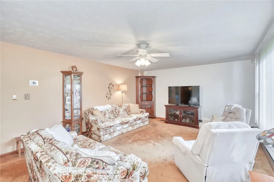 45 Meadowbrook Drive, Albion, New York 14411, Albion, New York 14411, 3 Bedrooms Bedrooms, 7 Rooms Rooms,1 BathroomBathrooms,Residential,For Sale,45 Meadowbrook Drive, Albion, New York 14411,0,R1646320