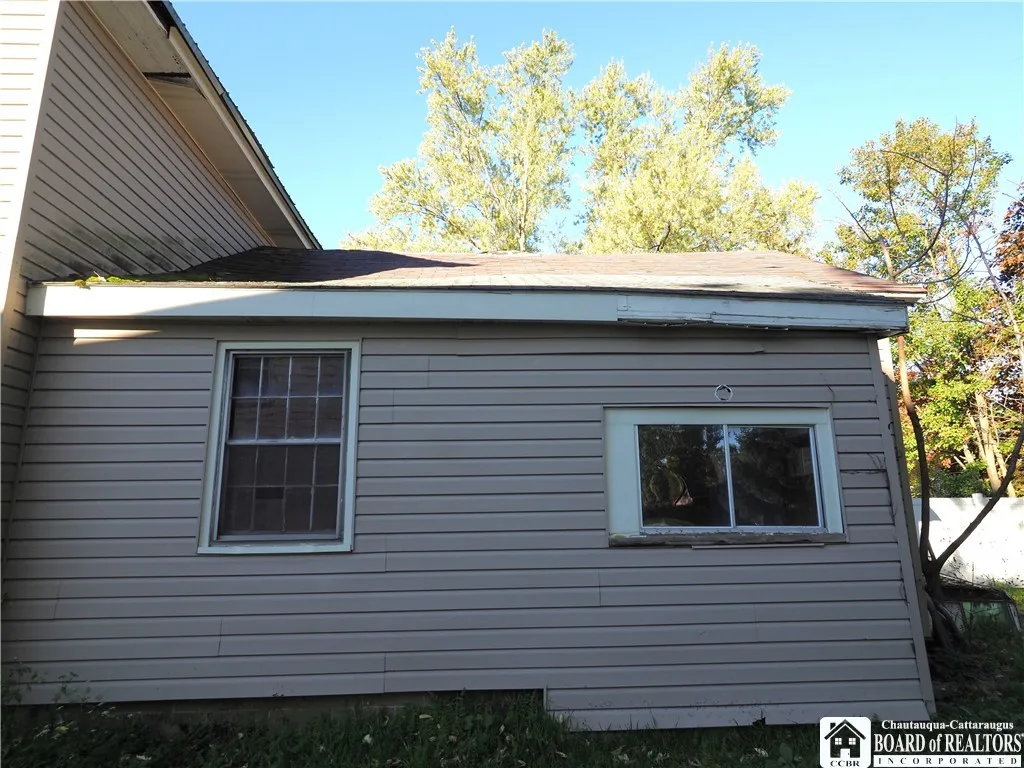 69 Kinney Street, Portland, New York 14716, Portland, New York 14716, 3 Bedrooms Bedrooms, 8 Rooms Rooms,1 BathroomBathrooms,Residential,For Sale,69 Kinney Street, Portland, New York 14716,0,R1648232