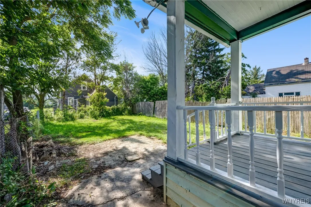 86 Shepard Street, Buffalo, New York 14212, Buffalo, New York 14212, 5 Bedrooms Bedrooms, ,2 BathroomsBathrooms,Residential,For Sale,86 Shepard Street, Buffalo, New York 14212,0,B1648431