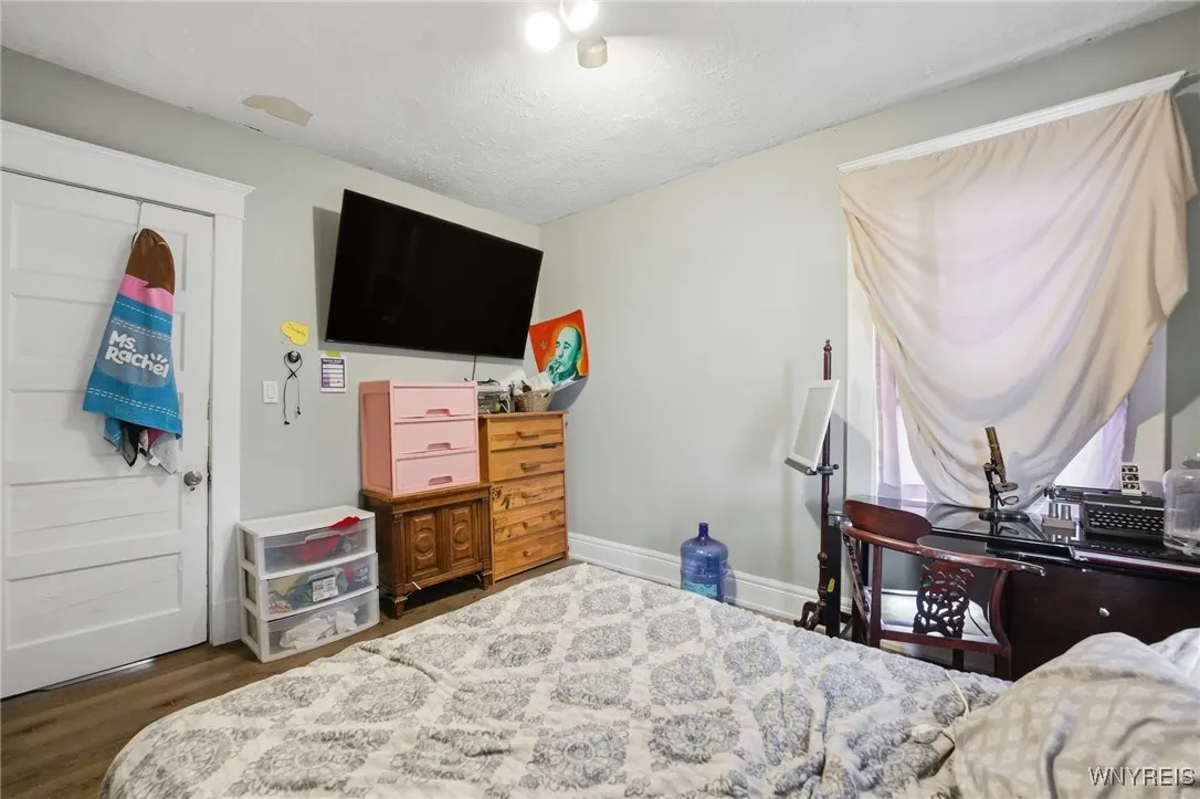 123 Palmer Avenue, Tonawanda, New York 14217, Tonawanda, New York 14217, 4 Bedrooms Bedrooms, 9 Rooms Rooms,1 BathroomBathrooms,Residential,For Sale,123 Palmer Avenue, Tonawanda, New York 14217,0,B1647408