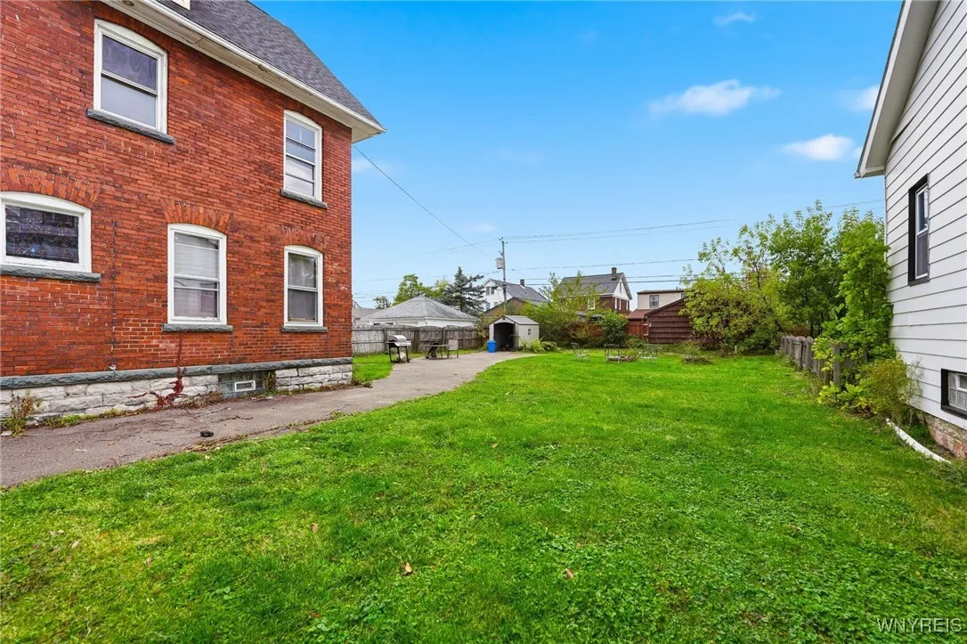 123 Palmer Avenue, Tonawanda, New York 14217, Tonawanda, New York 14217, 4 Bedrooms Bedrooms, 9 Rooms Rooms,1 BathroomBathrooms,Residential,For Sale,123 Palmer Avenue, Tonawanda, New York 14217,0,B1647408