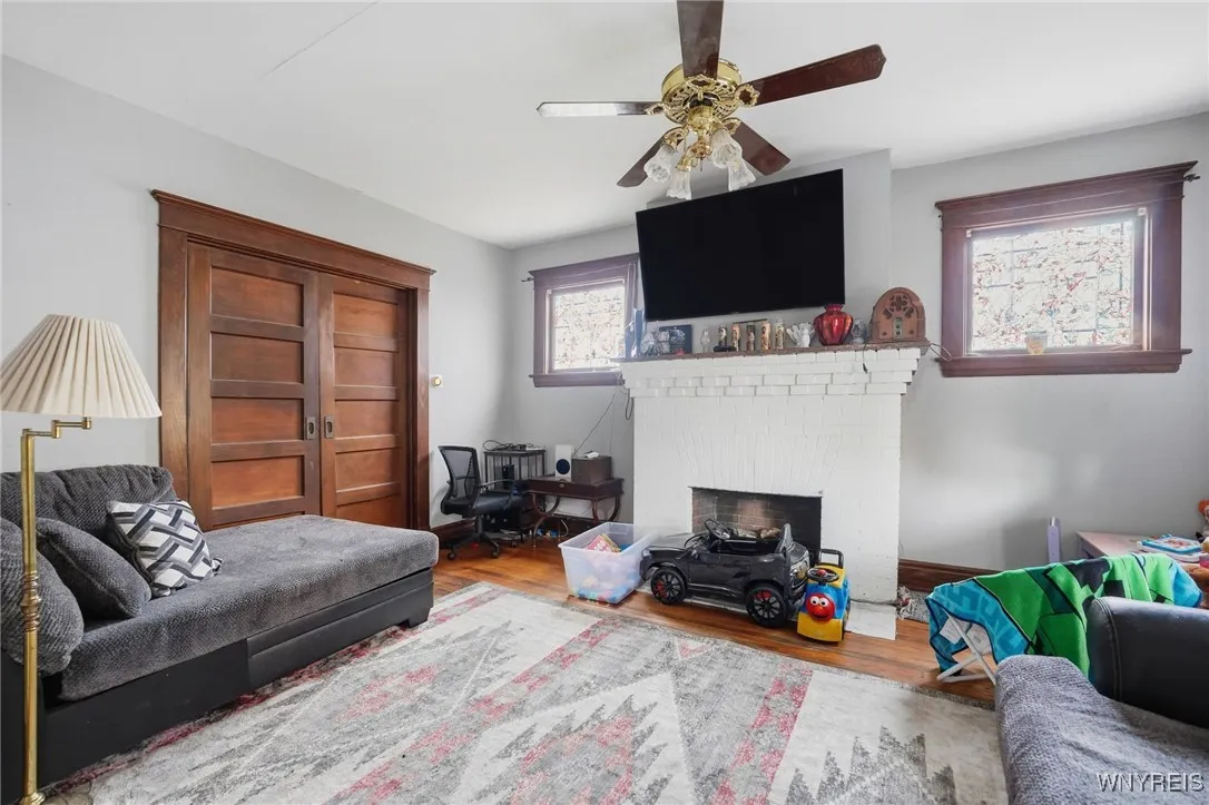 123 Palmer Avenue, Tonawanda, New York 14217, Tonawanda, New York 14217, 4 Bedrooms Bedrooms, 9 Rooms Rooms,1 BathroomBathrooms,Residential,For Sale,123 Palmer Avenue, Tonawanda, New York 14217,0,B1647408