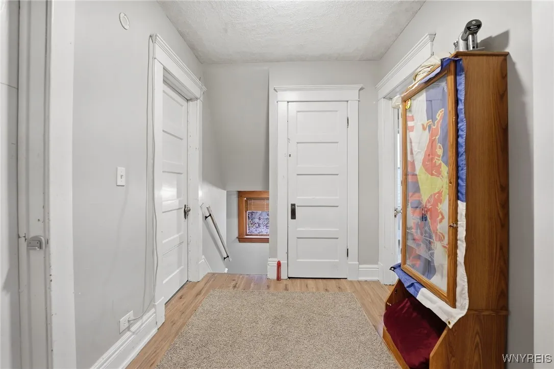 123 Palmer Avenue, Tonawanda, New York 14217, Tonawanda, New York 14217, 4 Bedrooms Bedrooms, 9 Rooms Rooms,1 BathroomBathrooms,Residential,For Sale,123 Palmer Avenue, Tonawanda, New York 14217,0,B1647408