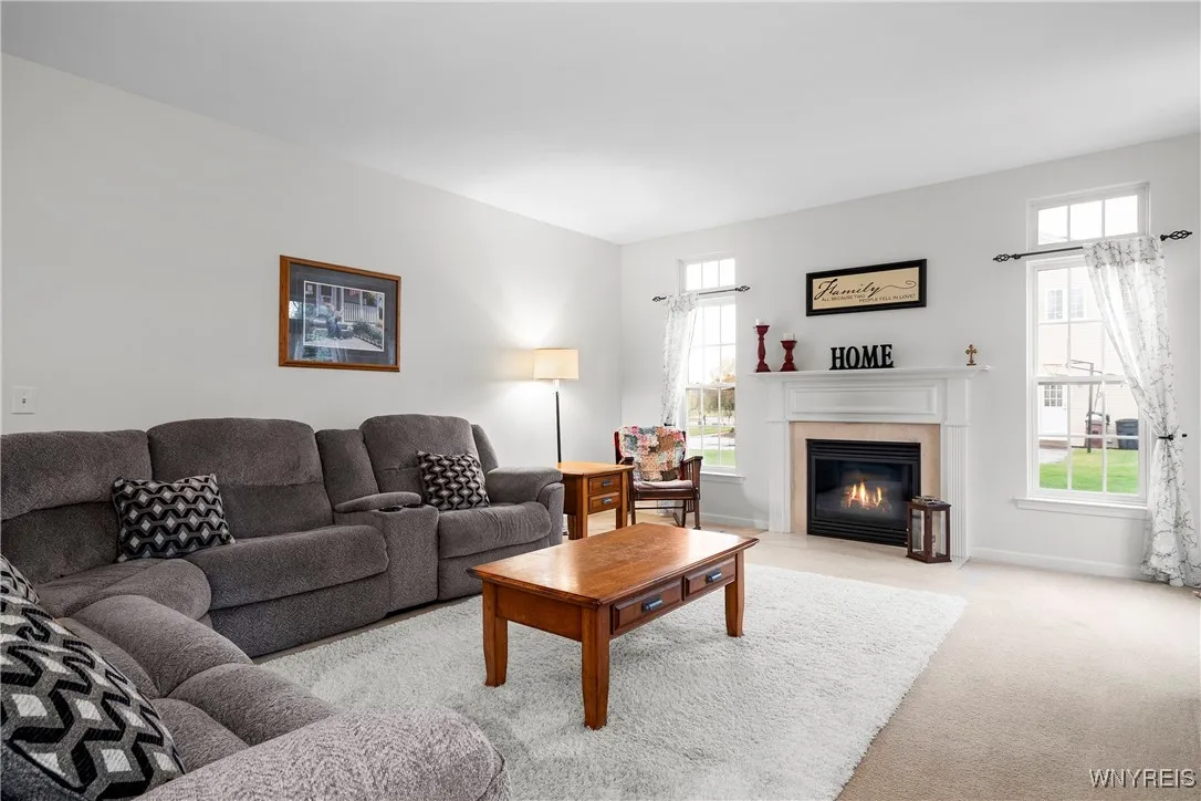 76 Graystone Lane, Orchard Park, New York 14127, Orchard Park, New York 14127, 4 Bedrooms Bedrooms, 10 Rooms Rooms,2 BathroomsBathrooms,Residential,For Sale,76 Graystone Lane, Orchard Park, New York 14127,0,B1648405