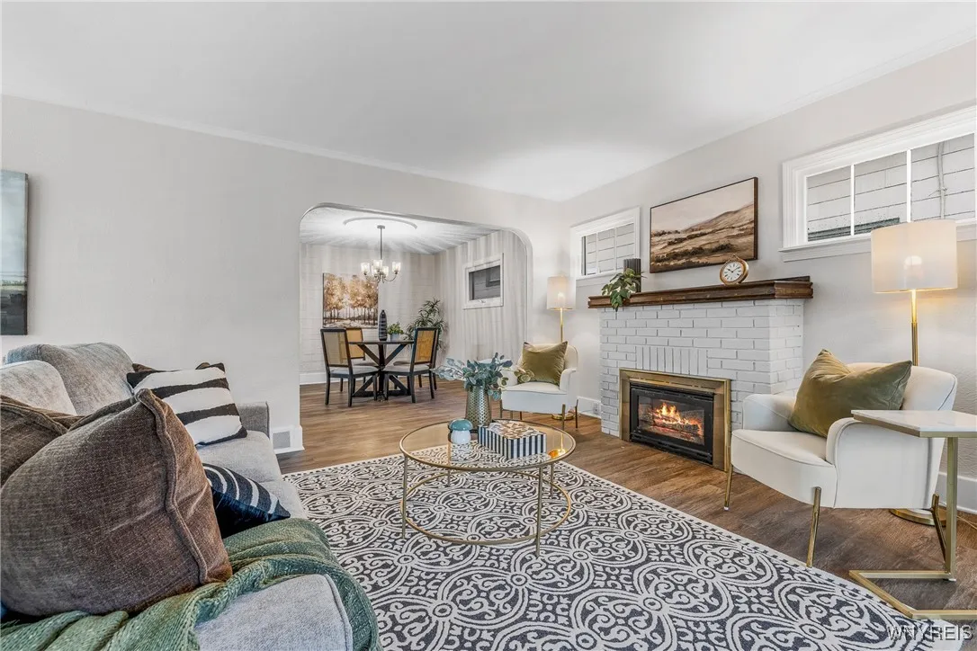 202 South Ogden Street W, Buffalo, New York 14206, Buffalo, New York 14206, 3 Bedrooms Bedrooms, 6 Rooms Rooms,1 BathroomBathrooms,Residential,For Sale,202 South Ogden Street W, Buffalo, New York 14206,0,B1648398