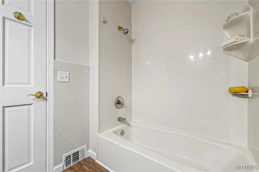 202 South Ogden Street W, Buffalo, New York 14206, Buffalo, New York 14206, 3 Bedrooms Bedrooms, 6 Rooms Rooms,1 BathroomBathrooms,Residential,For Sale,202 South Ogden Street W, Buffalo, New York 14206,0,B1648398