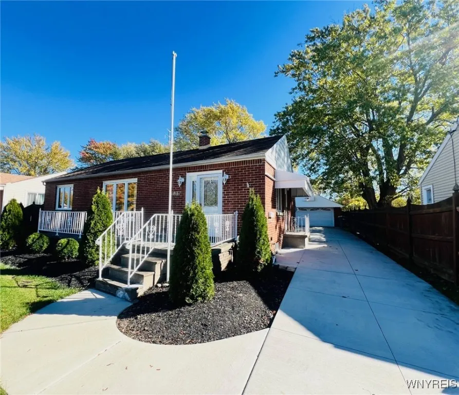 4867 Morgan Parkway, Hamburg, New York 14075, Hamburg, New York 14075, 4 Bedrooms Bedrooms, 10 Rooms Rooms,2 BathroomsBathrooms,Residential,For Sale,4867 Morgan Parkway, Hamburg, New York 14075,0,B1648450