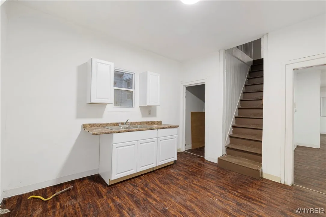 157 15th Street, Buffalo, New York 14213, Buffalo, New York 14213, 4 Bedrooms Bedrooms, 8 Rooms Rooms,1 BathroomBathrooms,Residential,For Sale,157 15th Street, Buffalo, New York 14213,0,B1647972