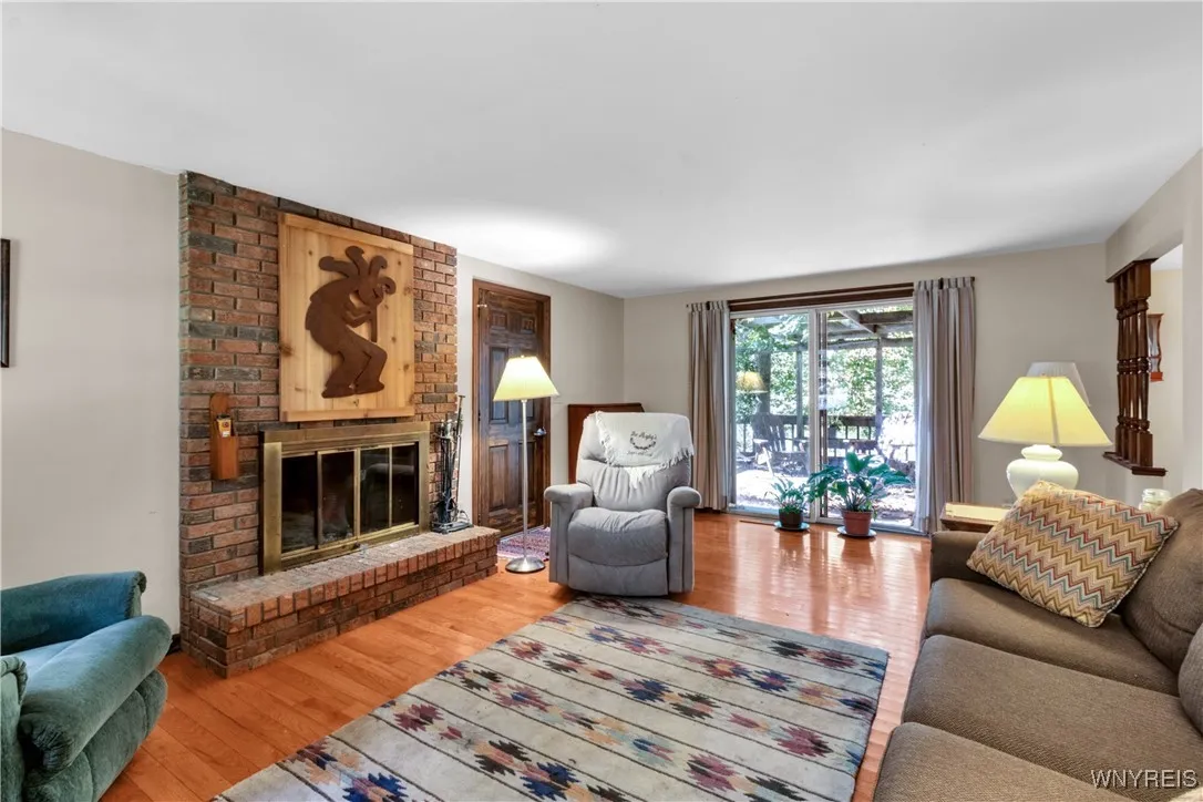 33 Briar Hill Road, Orchard Park, New York 14127, Orchard Park, New York 14127, 4 Bedrooms Bedrooms, 9 Rooms Rooms,2 BathroomsBathrooms,Residential,For Sale,33 Briar Hill Road, Orchard Park, New York 14127,0,B1648390