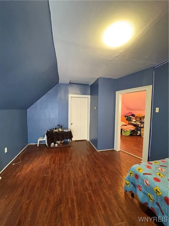 2038 Niagara Street, Buffalo, New York 14207, Buffalo, New York 14207, 3 Bedrooms Bedrooms, 9 Rooms Rooms,2 BathroomsBathrooms,Residential,For Sale,2038 Niagara Street, Buffalo, New York 14207,0,B1648526