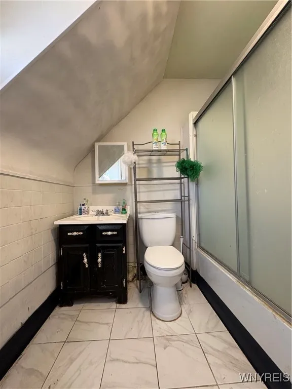 2038 Niagara Street, Buffalo, New York 14207, Buffalo, New York 14207, 3 Bedrooms Bedrooms, 9 Rooms Rooms,2 BathroomsBathrooms,Residential,For Sale,2038 Niagara Street, Buffalo, New York 14207,0,B1648526