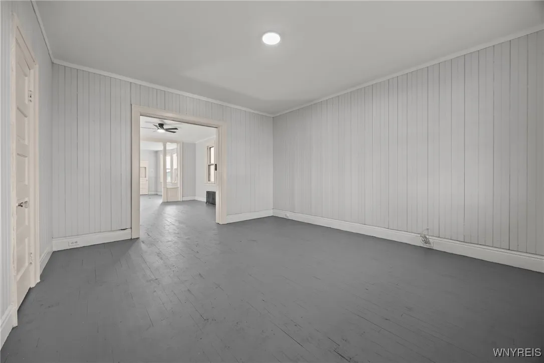 303 Cable Street, Buffalo, New York 14206, Buffalo, New York 14206, 6 Bedrooms Bedrooms, ,2 BathroomsBathrooms,Residential,For Sale,303 Cable Street, Buffalo, New York 14206,0,B1647772