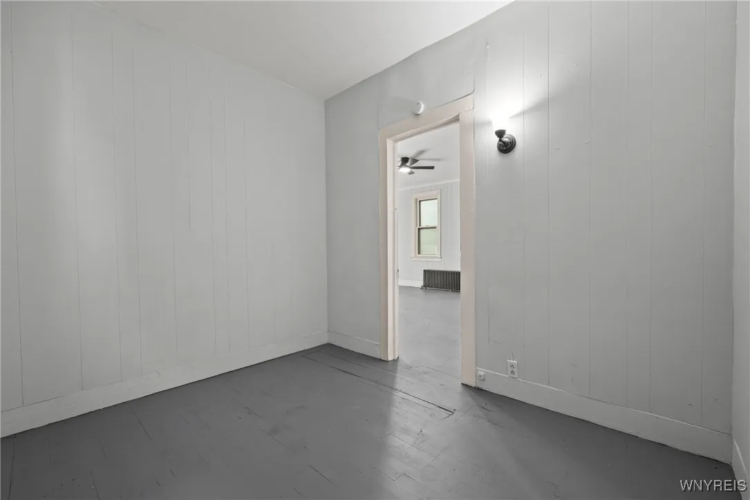 303 Cable Street, Buffalo, New York 14206, Buffalo, New York 14206, 6 Bedrooms Bedrooms, ,2 BathroomsBathrooms,Residential,For Sale,303 Cable Street, Buffalo, New York 14206,0,B1647772