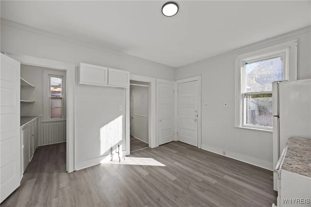 303 Cable Street, Buffalo, New York 14206, Buffalo, New York 14206, 6 Bedrooms Bedrooms, ,2 BathroomsBathrooms,Residential,For Sale,303 Cable Street, Buffalo, New York 14206,0,B1647772