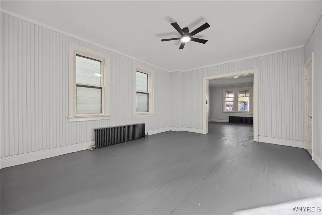 303 Cable Street, Buffalo, New York 14206, Buffalo, New York 14206, 6 Bedrooms Bedrooms, ,2 BathroomsBathrooms,Residential,For Sale,303 Cable Street, Buffalo, New York 14206,0,B1647772