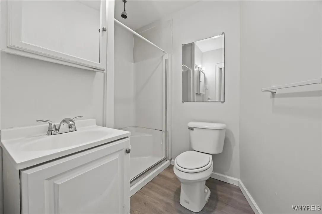 303 Cable Street, Buffalo, New York 14206, Buffalo, New York 14206, 6 Bedrooms Bedrooms, ,2 BathroomsBathrooms,Residential,For Sale,303 Cable Street, Buffalo, New York 14206,0,B1647772