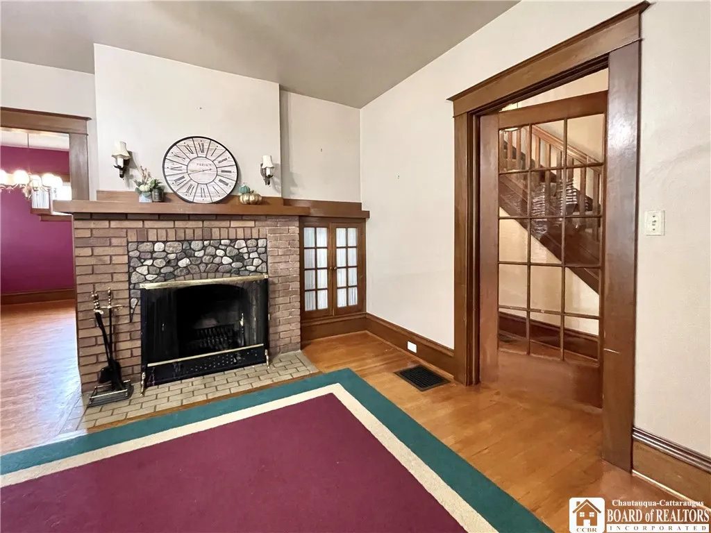 81 Hotchkiss Street, Jamestown, New York 14701, Jamestown, New York 14701, 3 Bedrooms Bedrooms, 7 Rooms Rooms,1 BathroomBathrooms,Residential,For Sale,81 Hotchkiss Street, Jamestown, New York 14701,0,R1648401