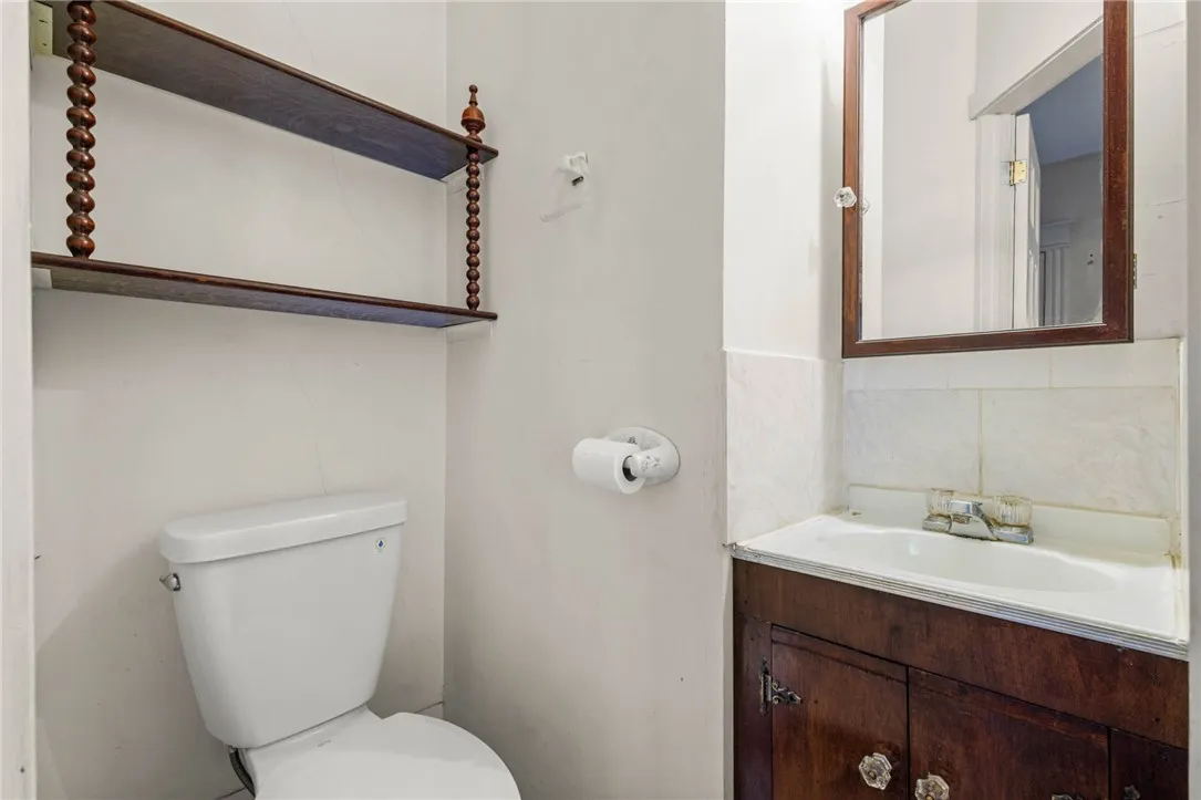 7 Hull Park, Batavia City, New York 14020, Batavia City, New York 14020, 3 Bedrooms Bedrooms, 7 Rooms Rooms,1 BathroomBathrooms,Residential,Closed,7 Hull Park, Batavia City, New York 14020,0,R1648370