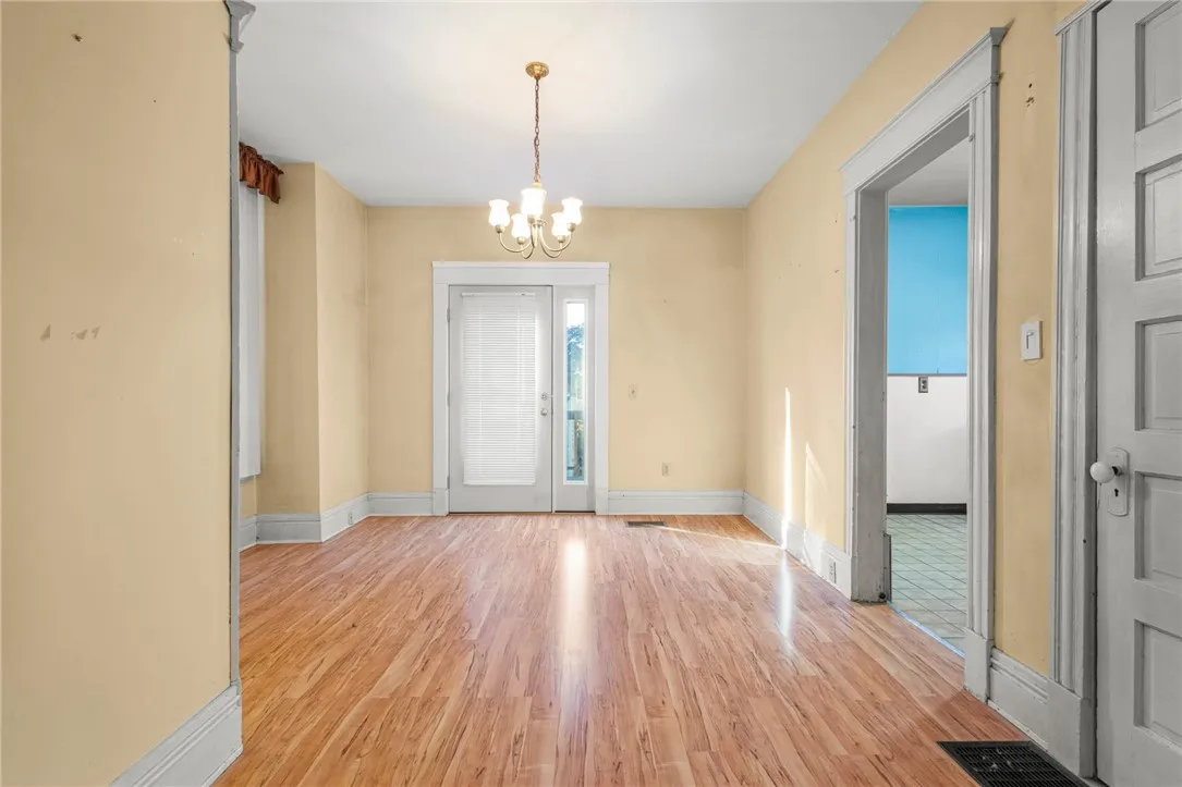 7 Hull Park, Batavia City, New York 14020, Batavia City, New York 14020, 3 Bedrooms Bedrooms, 7 Rooms Rooms,1 BathroomBathrooms,Residential,Closed,7 Hull Park, Batavia City, New York 14020,0,R1648370
