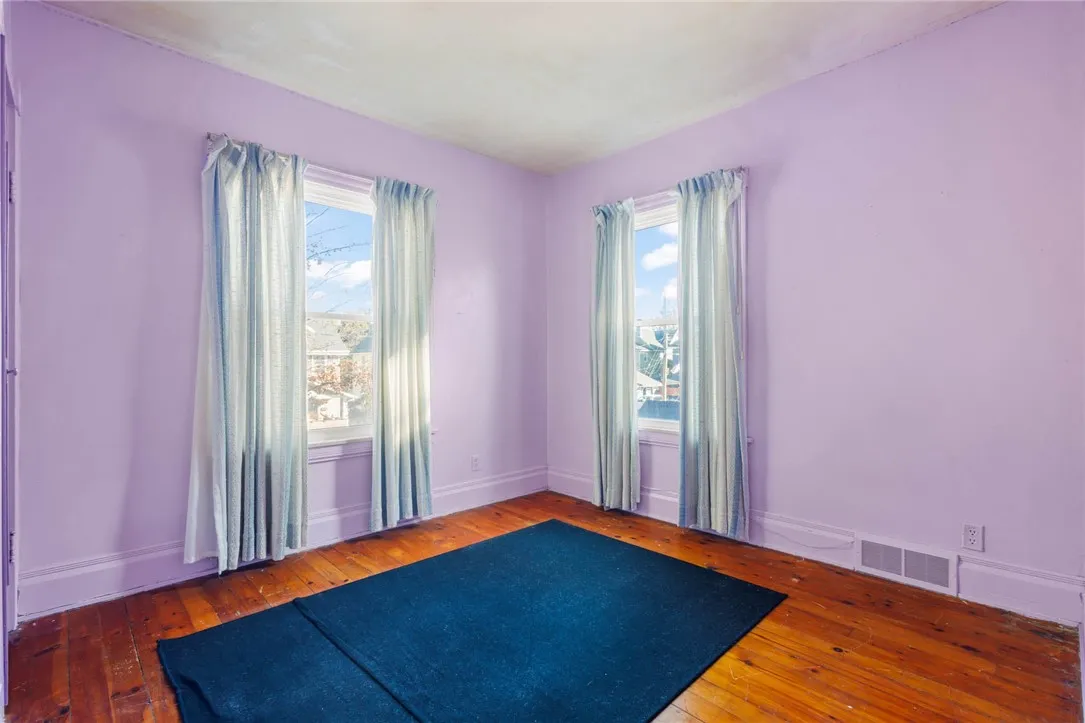 7 Hull Park, Batavia City, New York 14020, Batavia City, New York 14020, 3 Bedrooms Bedrooms, 7 Rooms Rooms,1 BathroomBathrooms,Residential,Closed,7 Hull Park, Batavia City, New York 14020,0,R1648370