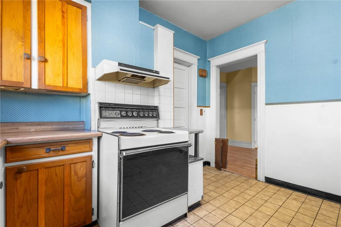 7 Hull Park, Batavia City, New York 14020, Batavia City, New York 14020, 3 Bedrooms Bedrooms, 7 Rooms Rooms,1 BathroomBathrooms,Residential,Closed,7 Hull Park, Batavia City, New York 14020,0,R1648370