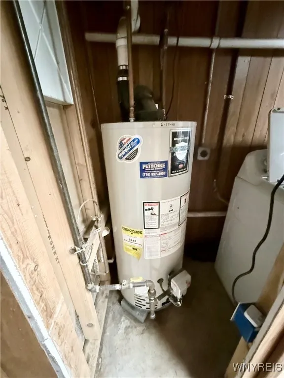 450 Lapp Road, Bennington, New York 14004, Bennington, New York 14004, 3 Bedrooms Bedrooms, 5 Rooms Rooms,1 BathroomBathrooms,Residential,For Sale,450 Lapp Road, Bennington, New York 14004,0,B1648440