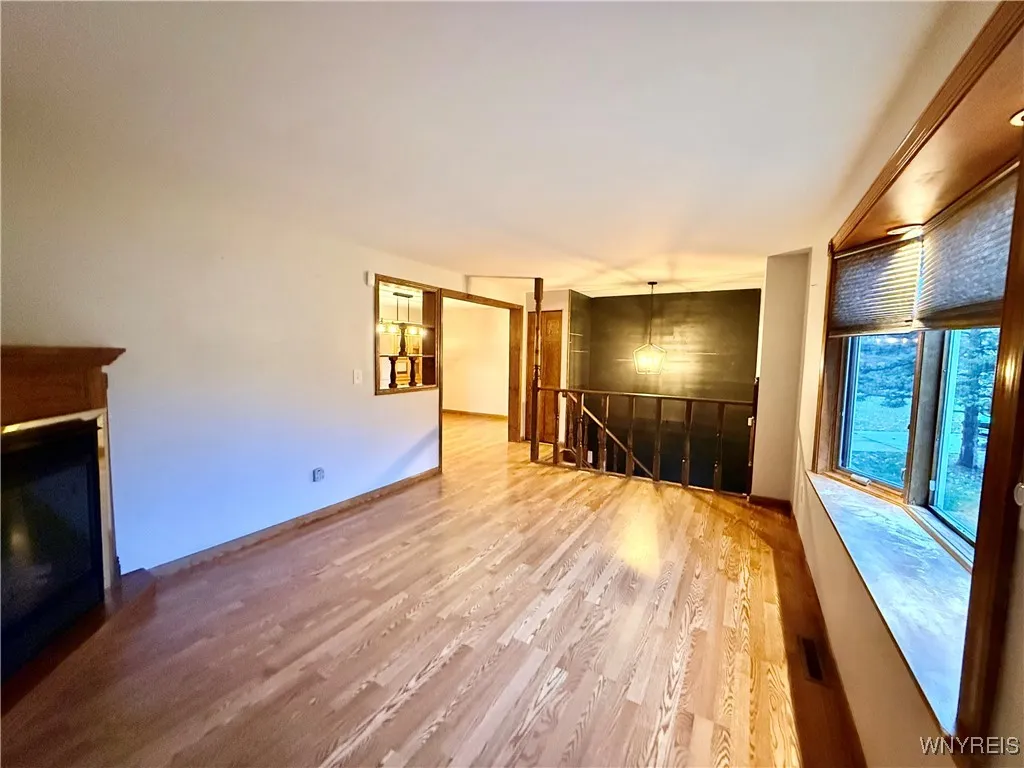 450 Lapp Road, Bennington, New York 14004, Bennington, New York 14004, 3 Bedrooms Bedrooms, 5 Rooms Rooms,1 BathroomBathrooms,Residential,For Sale,450 Lapp Road, Bennington, New York 14004,0,B1648440