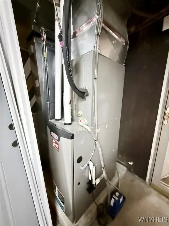 450 Lapp Road, Bennington, New York 14004, Bennington, New York 14004, 3 Bedrooms Bedrooms, 5 Rooms Rooms,1 BathroomBathrooms,Residential,For Sale,450 Lapp Road, Bennington, New York 14004,0,B1648440