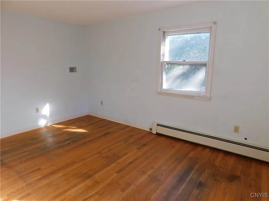 121 Pine Ridge Road, Manlius, New York 13066, Manlius, New York 13066, 4 Bedrooms Bedrooms, 11 Rooms Rooms,2 BathroomsBathrooms,Residential,For Sale,121 Pine Ridge Road, Manlius, New York 13066,0,S1648521