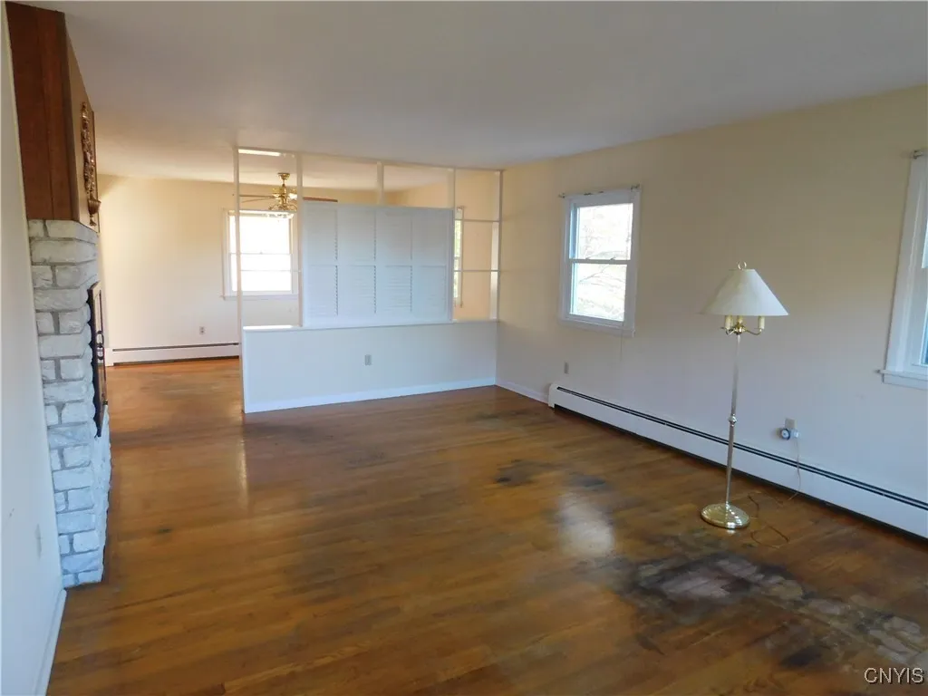 121 Pine Ridge Road, Manlius, New York 13066, Manlius, New York 13066, 4 Bedrooms Bedrooms, 11 Rooms Rooms,2 BathroomsBathrooms,Residential,For Sale,121 Pine Ridge Road, Manlius, New York 13066,0,S1648521