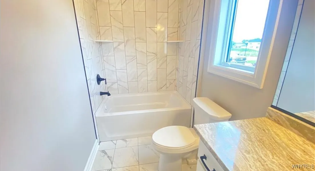 18 Richfield Road, Amherst, New York 14221, Amherst, New York 14221, 3 Bedrooms Bedrooms, 6 Rooms Rooms,2 BathroomsBathrooms,Residential,For Sale,18 Richfield Road, Amherst, New York 14221,0,B1648485