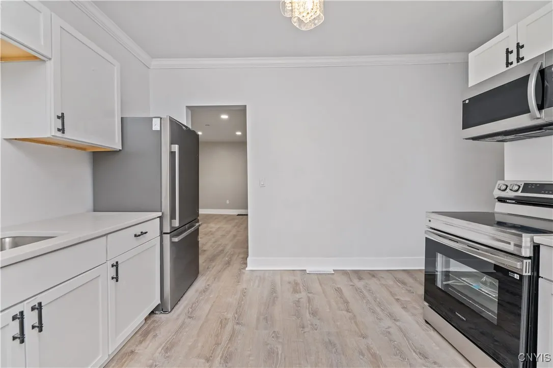 66 Kohlman Street 2, Rochester, New York 14621, Rochester, New York 14621, 4 Bedrooms Bedrooms, ,2 BathroomsBathrooms,Residential,For Sale,66 Kohlman Street 2, Rochester, New York 14621,0,S1648367