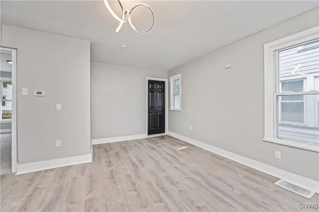 66 Kohlman Street 2, Rochester, New York 14621, Rochester, New York 14621, 4 Bedrooms Bedrooms, ,2 BathroomsBathrooms,Residential,For Sale,66 Kohlman Street 2, Rochester, New York 14621,0,S1648367