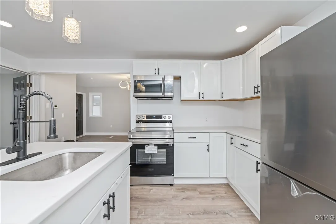 66 Kohlman Street 2, Rochester, New York 14621, Rochester, New York 14621, 4 Bedrooms Bedrooms, ,2 BathroomsBathrooms,Residential,For Sale,66 Kohlman Street 2, Rochester, New York 14621,0,S1648367