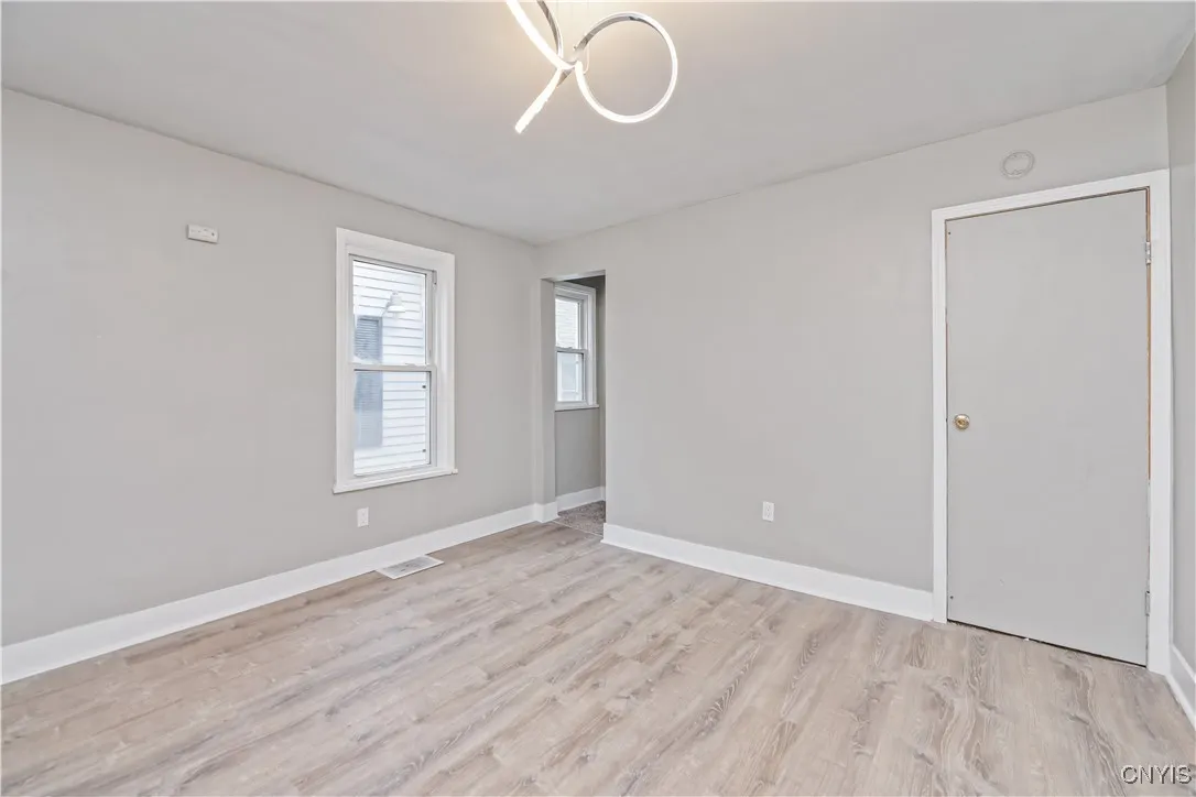 66 Kohlman Street 2, Rochester, New York 14621, Rochester, New York 14621, 4 Bedrooms Bedrooms, ,2 BathroomsBathrooms,Residential,For Sale,66 Kohlman Street 2, Rochester, New York 14621,0,S1648367