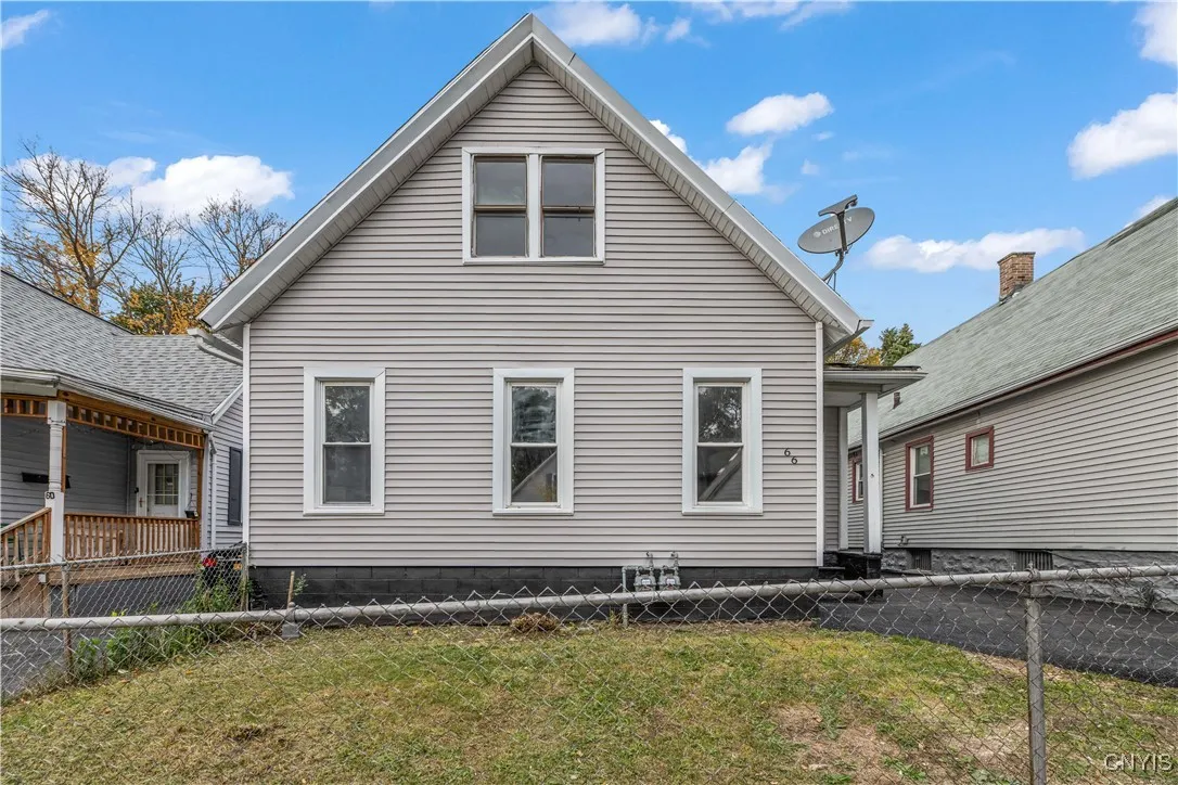 66 Kohlman Street 2, Rochester, New York 14621, Rochester, New York 14621, 4 Bedrooms Bedrooms, ,2 BathroomsBathrooms,Residential,For Sale,66 Kohlman Street 2, Rochester, New York 14621,0,S1648367